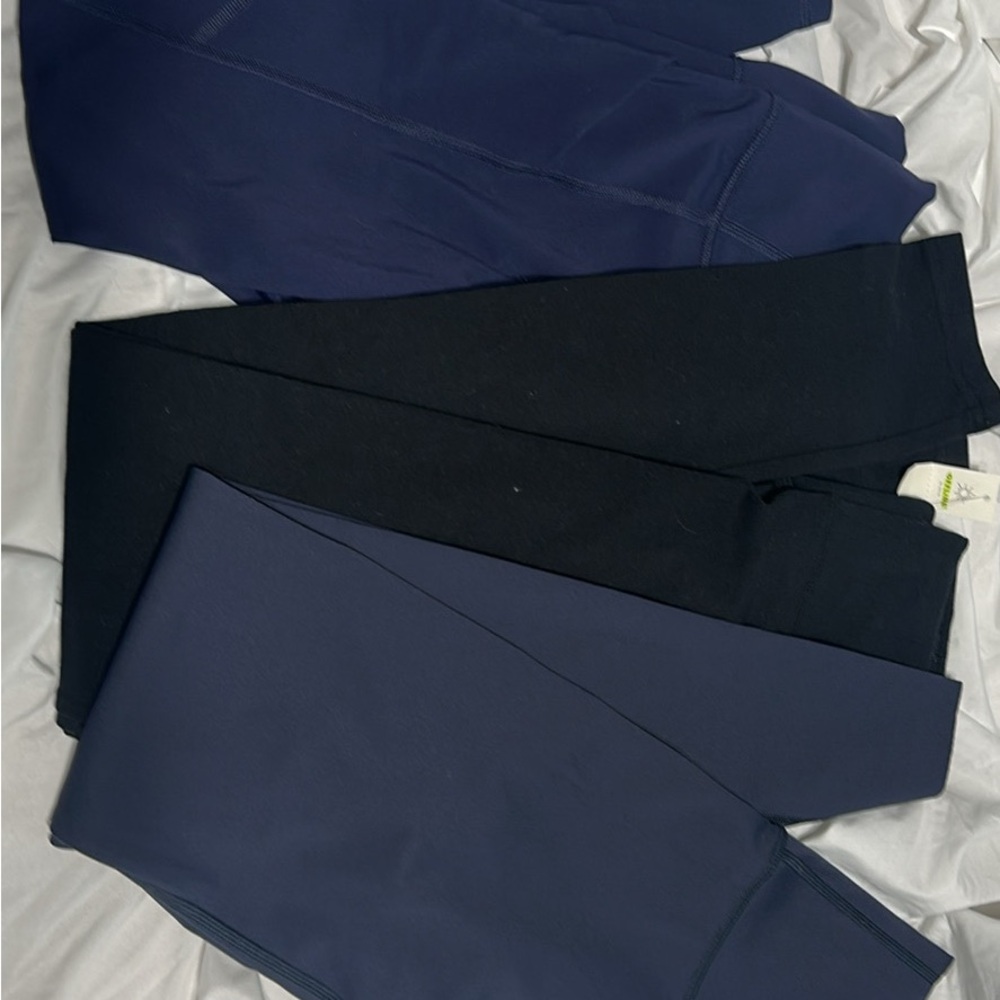 Aerie Navy and Black Leggings